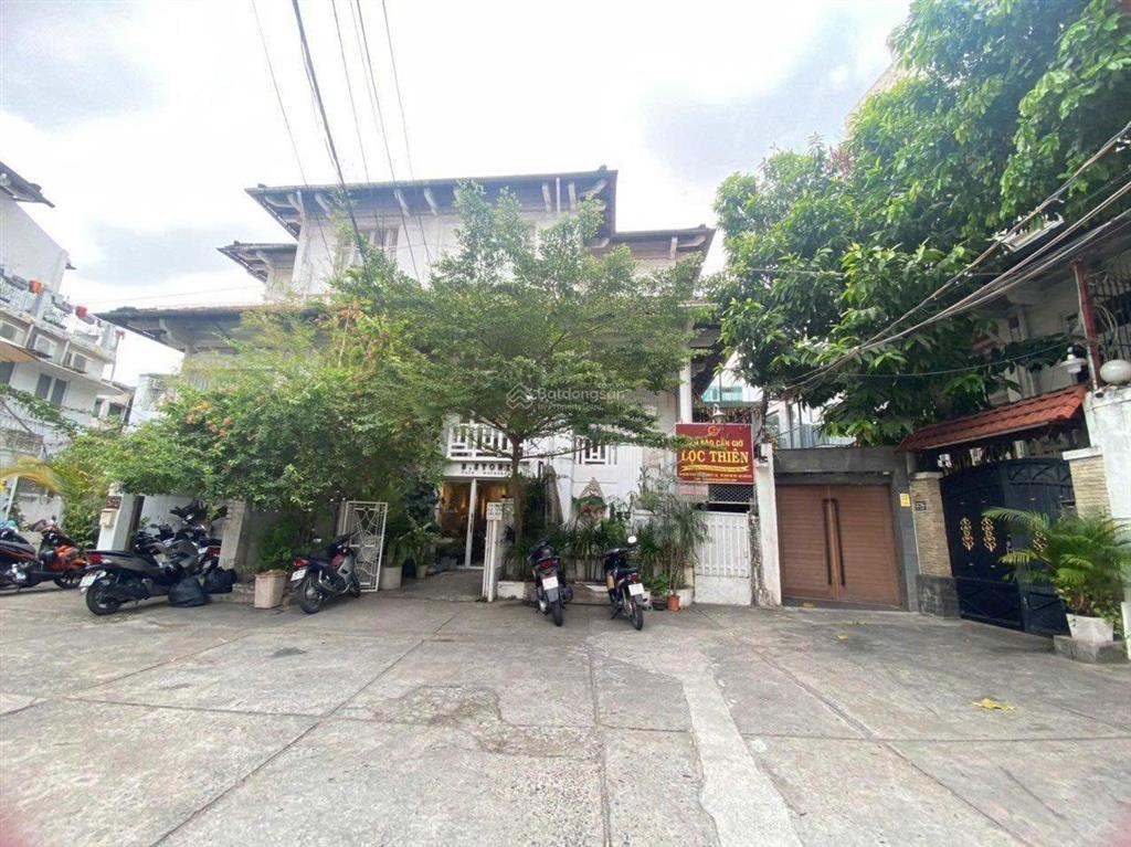 Chính chủ  cho thuê biệt thự 57 tú xương, quận 3  dt 14x20m, nh, trệt 2lầu