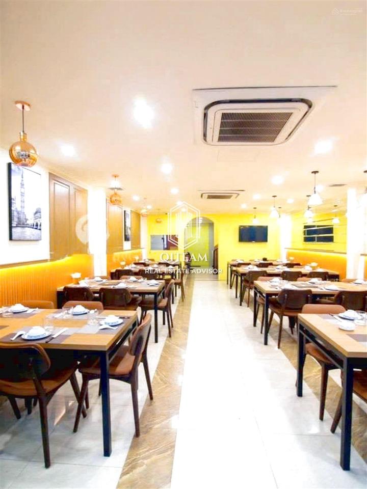 Giá rẻ  cho thuê nhà 4 hồ xuân hương, quận 3  dt 5.5x20m, 3tầng chính chủ