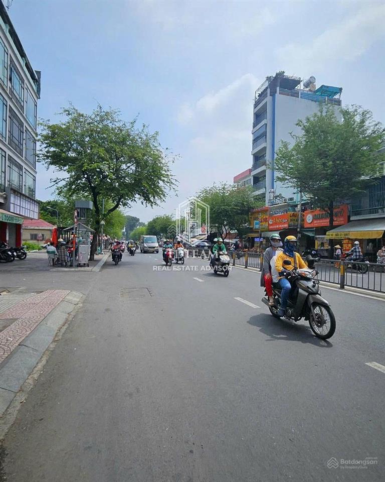 Cho thuê nhà góc 2 mặt tiền 110e lê văn duyệt, q.bình thạnh  trệt lầu, dt 4x13m, chính chủ