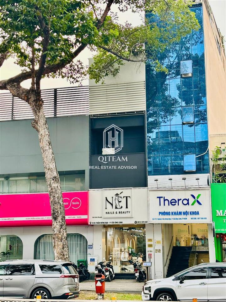 Giá 60triệu  cho thuê nhà 212 trần hưng đạo, q1  dt 4x20m, 5tầng, chính chủ 0901 162 ***