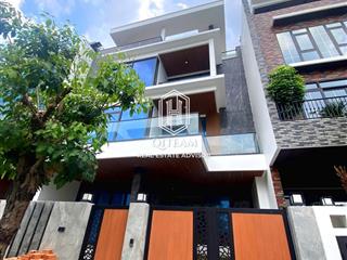Giá rẻ 7x  cho thuê nhà khu đảo kim cương, quận 2  dtsd 600m2, hầm 4tầng