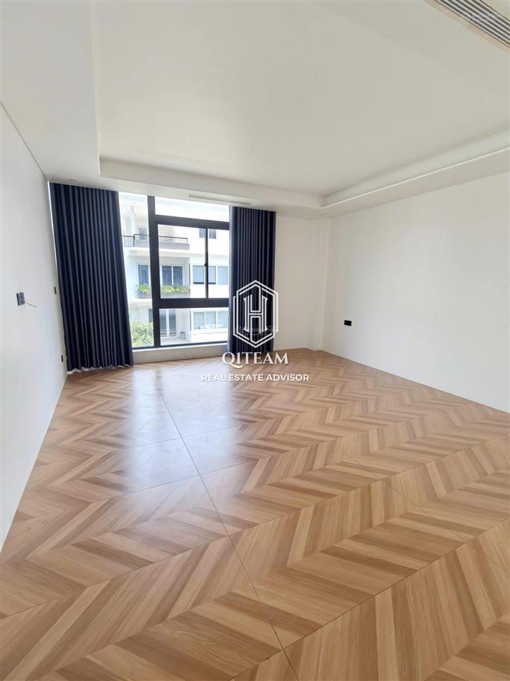 Giá rẻ 7x  cho thuê nhà khu đảo kim cương, quận 2  dtsd 600m2, hầm 4tầng