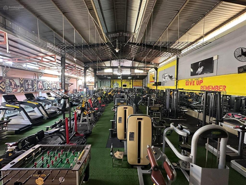 650m2  cho thuê nhà mặt tiền thụt quang trung, q.gò vấp  giá rẻ 53triệu   0901 162 ***