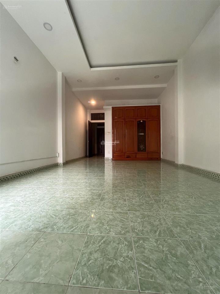 Giá rẻ 31triệu  cho thuê nhà 506 ba tháng hai, q10  dt 4,5x13m, 5 tầng sàn suốt   0901 162 ***