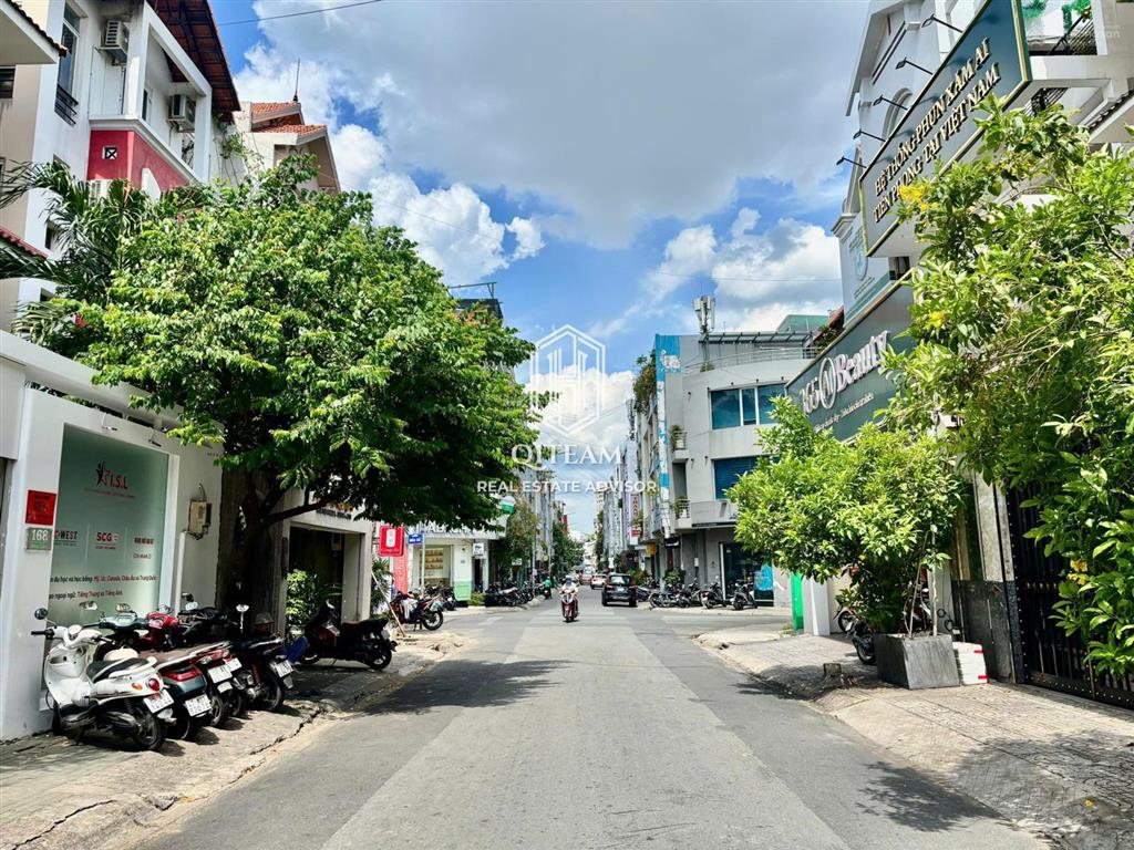 Chính chủ cho thuê biệt thự 170 hoa lan, q.phú nhuận  dt 8x17m, giá 8x