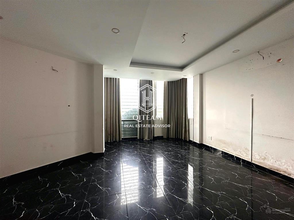 Dts 410m2  cho thuê nhà 812 trường sa, quận 3  thang máy, giá rẻ 6x   0901 162 ***