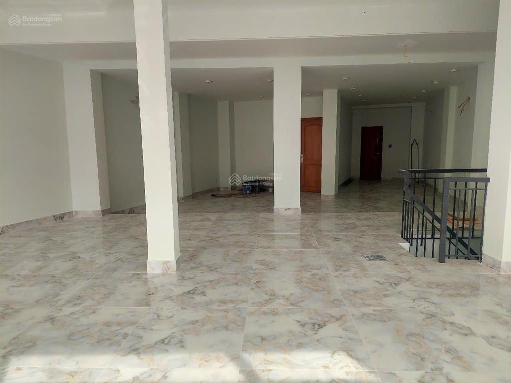 Giá tốt 4x  cho thuê mặt bằng 775777 lạc long quân, tân bình  dt 9x25m   0901 162 ***