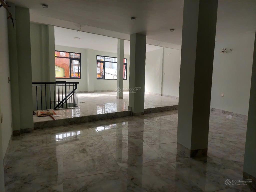 Giá tốt 4x  cho thuê mặt bằng 775777 lạc long quân, tân bình  dt 9x25m   0901 162 ***