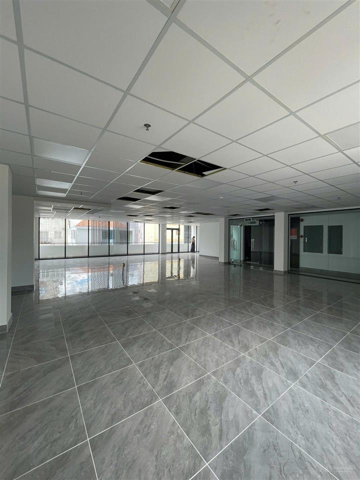 Dts 1800m2  cho thuê building 3  5 hồ xuân hương, quận 3  thang máy, pccc