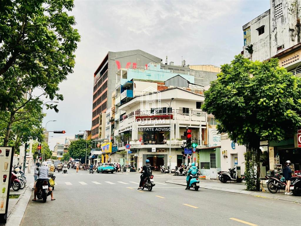 Giá rẻ 49 triệu  cho thuê nhà mặt tiền nguyễn khắc nhu, quận 1  4 tầng, chính chủ