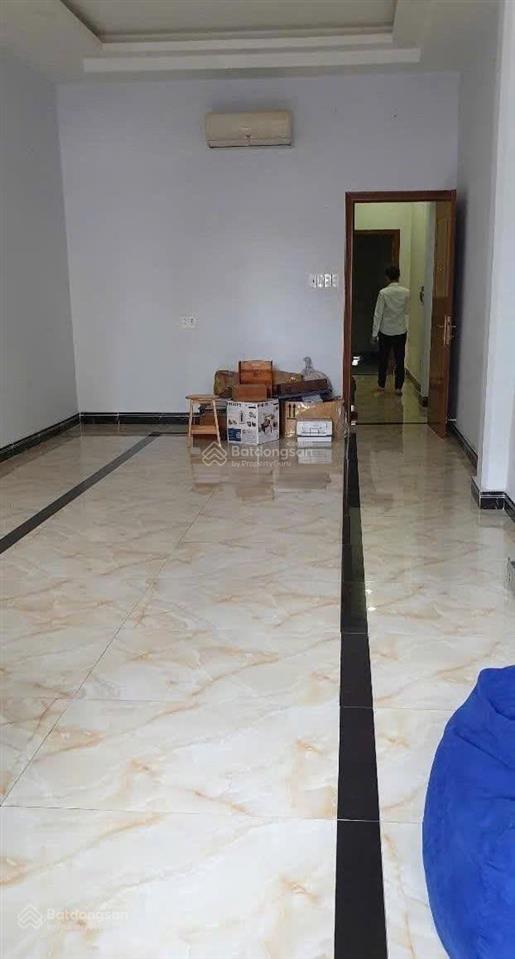 Giá tốt 52triệu  cho thuê nhà 520 nguyễn chí thanh, quận 10  6 tầng, dt 4x20m