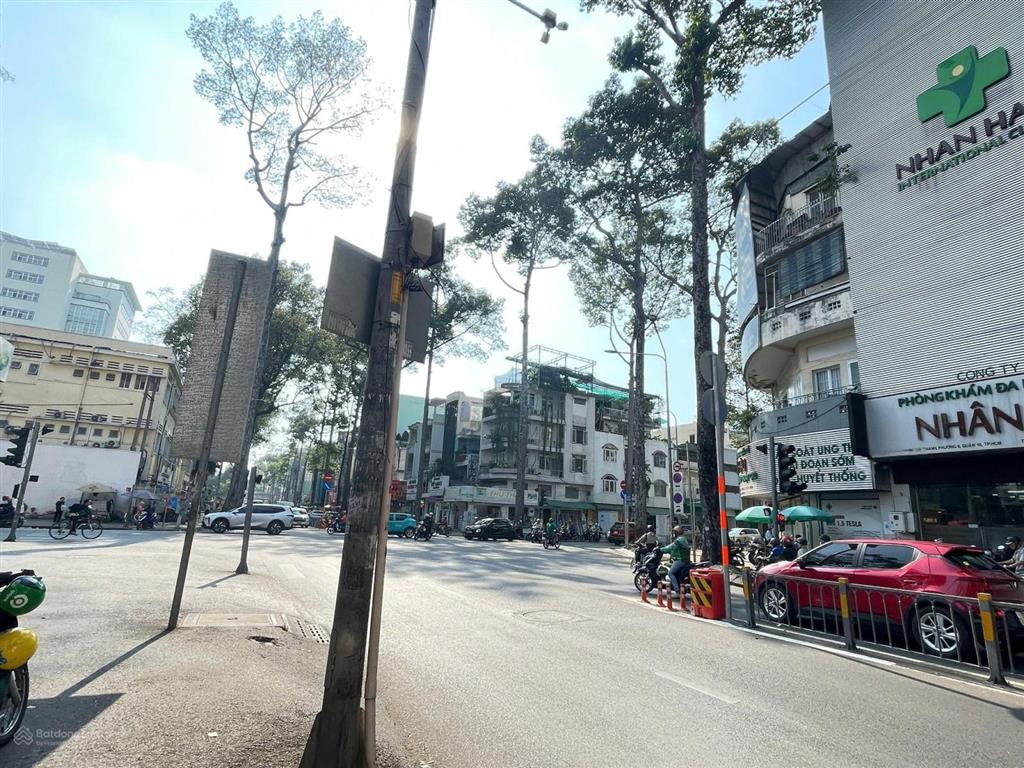 Giá tốt 52triệu  cho thuê nhà 520 nguyễn chí thanh, quận 10  6 tầng, dt 4x20m