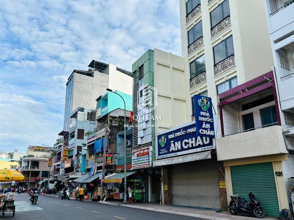 Cho thuê building 135  137 nguyễn thông, quận 3  9 tầng, thang máy, pccc