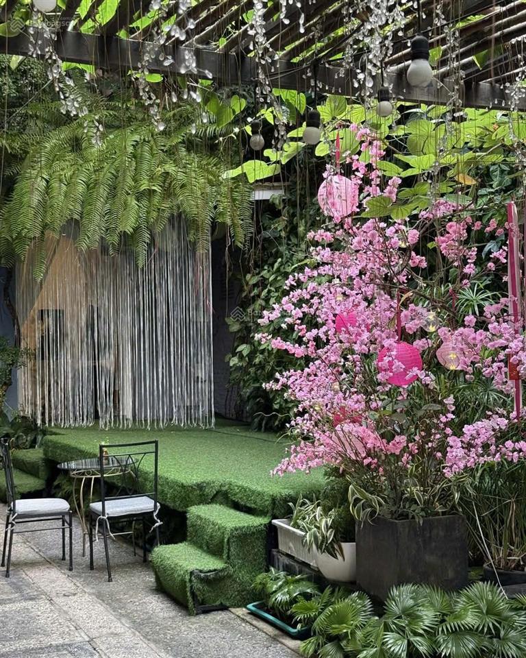 Cho thuê biệt thự 28a trần cao vân, quận phú nhuận  dt 28x18m, chính chủ 0901 162 ***