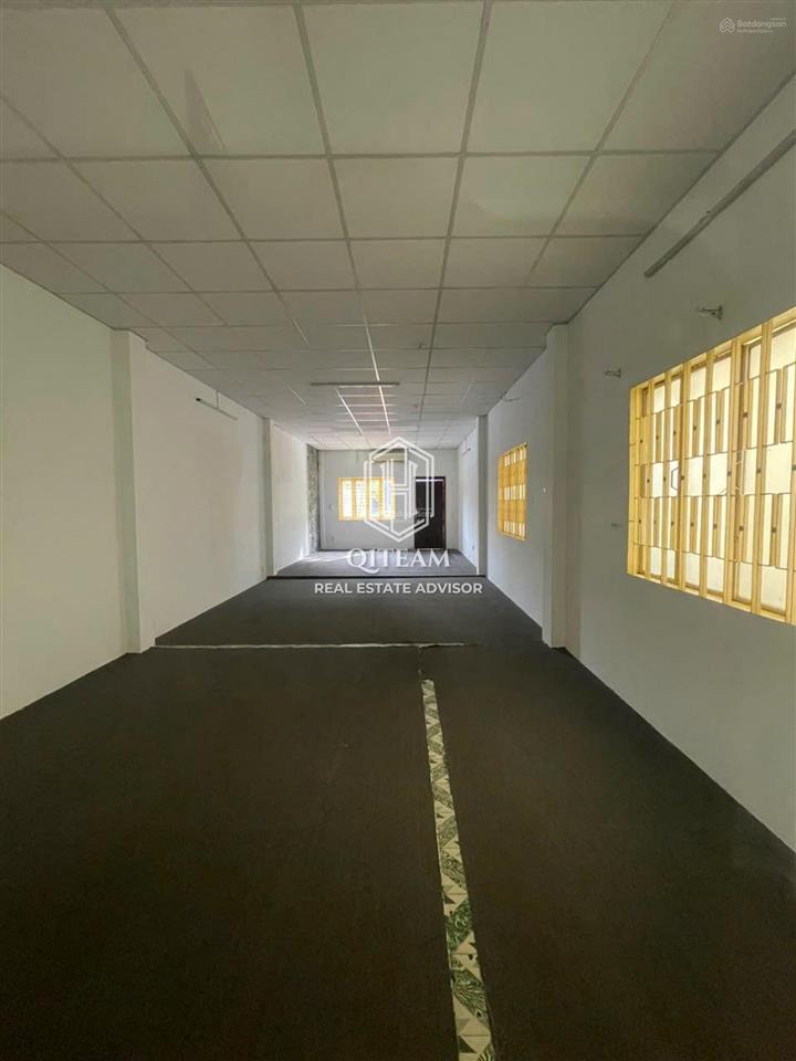 Giá rẻ 50tr  cho thuê nhà 110a cách mạng tháng 8, q3  dt 6x30m, 4tầng  0901 162 ***
