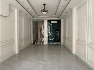 Có thang máy  cho thuê nhà 52 trần khắc chân, quận 1  dt 5x12m, nhà mới
