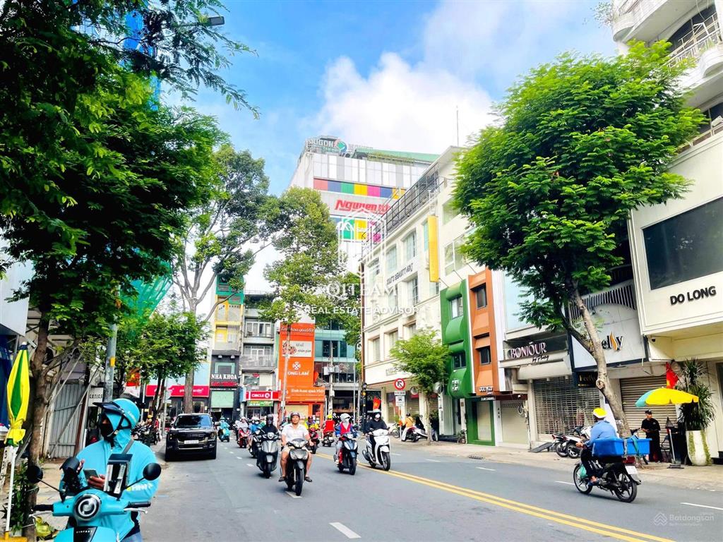 Giá rẻ 2.200$  cho thuê nhà 436 võ văn tần, quận 3  dt 4x20m, trệt lầu