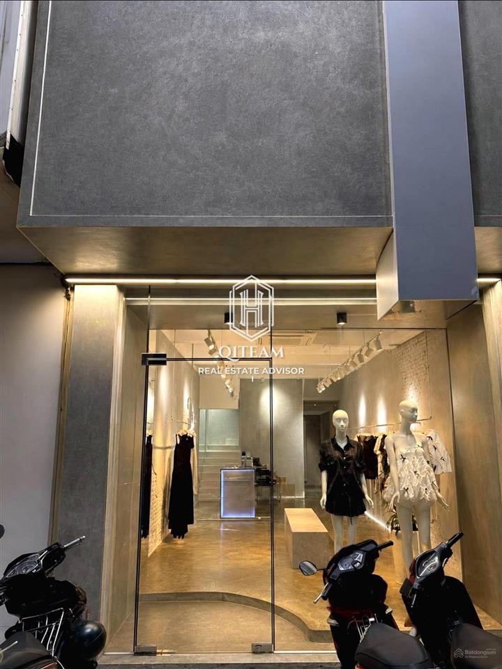 Giá rẻ 2.200$  cho thuê nhà 436 võ văn tần, quận 3  dt 4x20m, trệt lầu