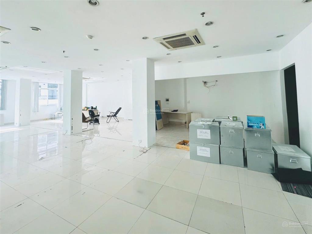 Giá thuê 7x  cho thuê mặt bằng 246 lưu văn lang, quận 1  150m2/sàn