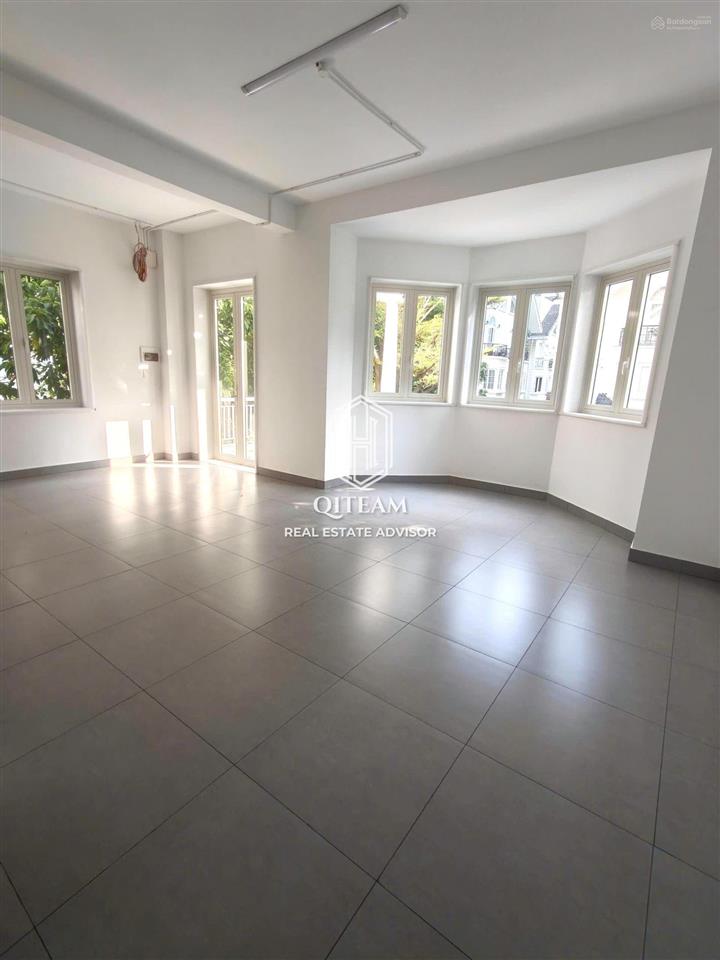 Cho thuê biệt thự sài gòn pearl, p22, q. bình thạnh  hầm 3 tầng  0901 162 ***