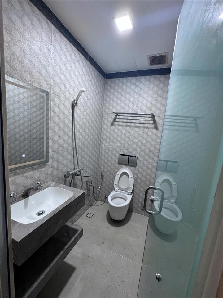 8pn/7wc  cho thuê nhà 29 nguyễn bỉnh khiêm, quận 1  thang máy  nhà mới