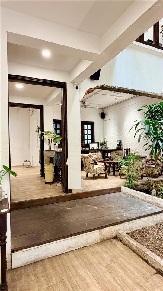 Dts 700m2  cho thuê nhà 436a ba tháng hai, quận 10  dt 9x20m, hầm 4 tầng