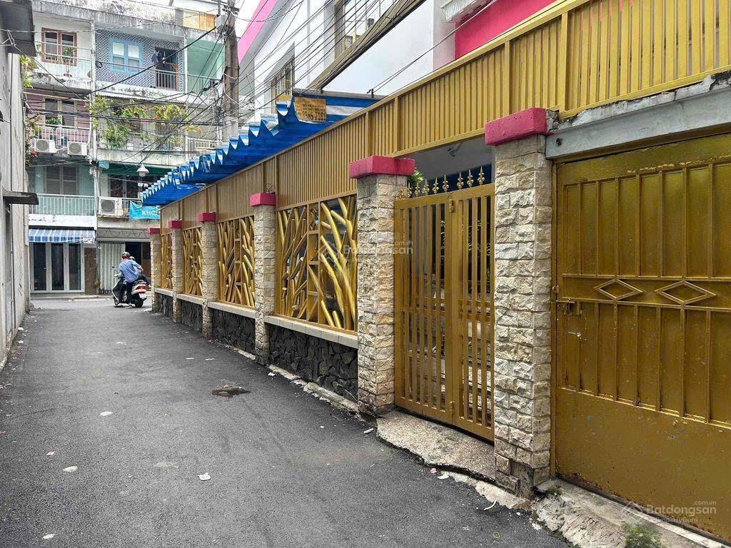 Dt 10x25m  cho thuê nhà 611 điện biên phủ, quận 3  trệt lầu, 8pn/6wc, giá rẻ 0901 162 ***