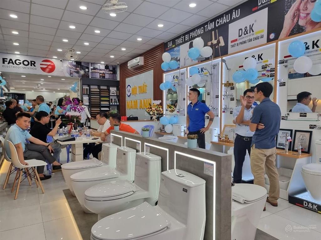 Giá rẻ 5x  cho thuê nhà 168 nguyễn thị thập, quận 7  dt 4x30m, 3 tầng, sân rộng 0901 162 ***