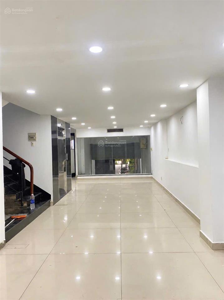 Dtsd 480m2  cho thuê nhà ngay sân bay tân sơn nhất, 6 tầng  có thang máy