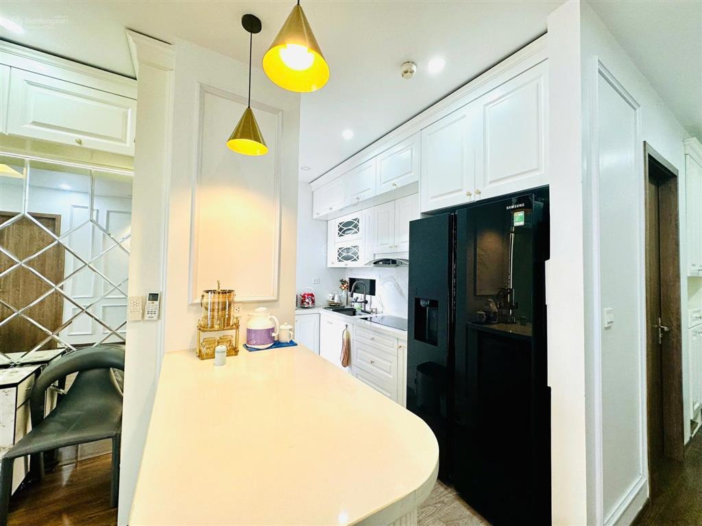 Chính chủ cần cho thuê căn 3n đủ đồ đẹp view vinhomes giá 15 triệu/tháng. le grand jardin sài đồng