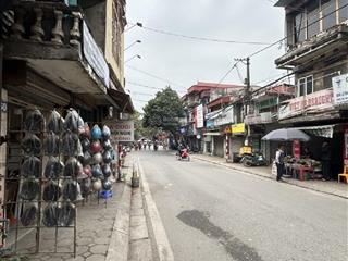 Bán đất trung tâm đa tốn  mặt đường thôn  sẵn nhà ở ngay  110m2  8 tỷ