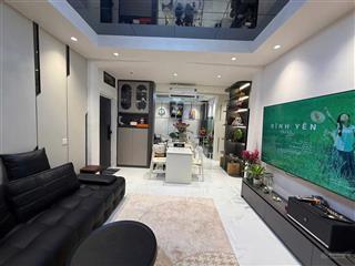 Bán tập thể cạnh đại học ngoại thương  vị trí trung tâm, 65m2, có bảo vệ trông tòa, giá chỉ 4 tỷ