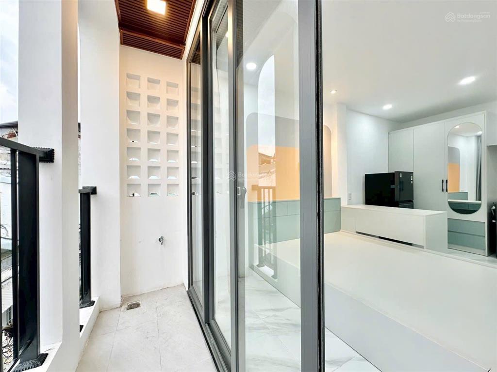 Khai trương căn hộ 1pn luxury mới xây, thang máy full nội thất ngay ngã 4 phú nhuận