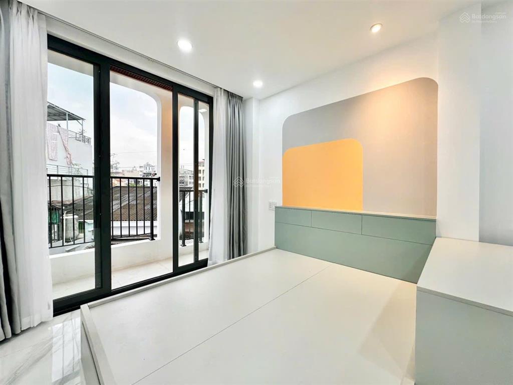 Khai trương căn hộ 1pn luxury mới xây, thang máy full nội thất ngay ngã 4 phú nhuận