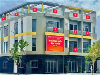 Hàng hiếm nhà phố 4 tầng tp.hcm ,shr , ngay vành đai 3, cách ga metro 500m, giá 6,6ty đã vat