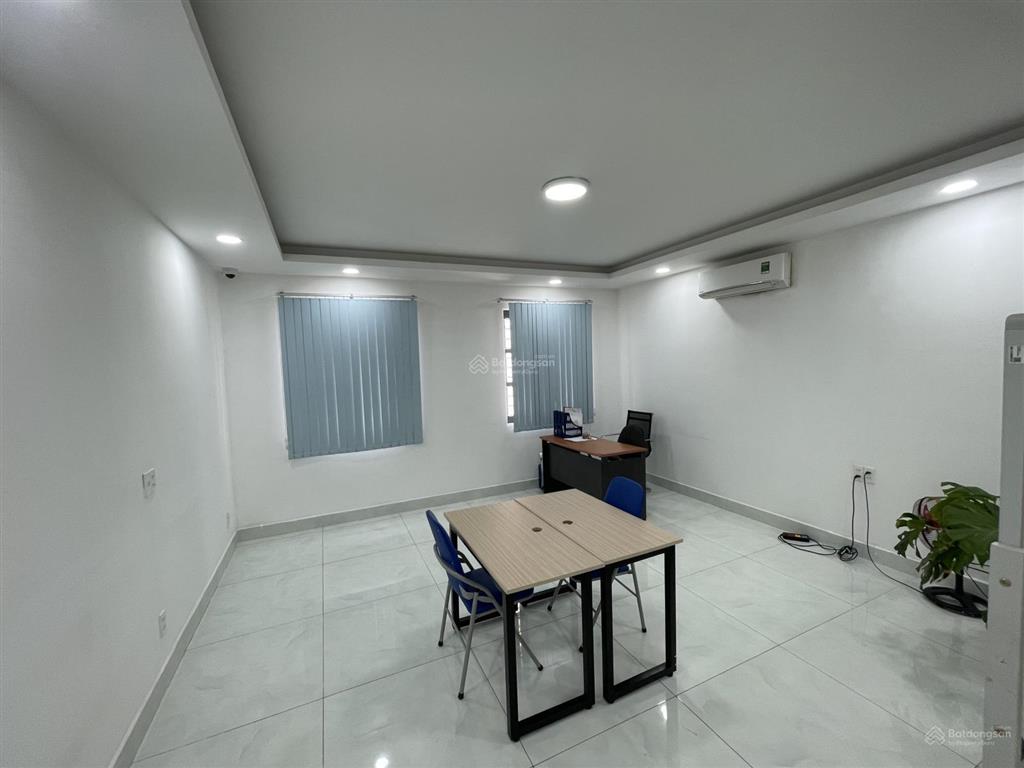 5tr500 văn phòng giá rẻ cityland  full tiện nghi