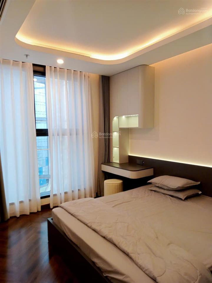 Cho thuê căn 2pn diamond crown giá 12 triệu  hướng đông nam mát mẻ  giá tốt