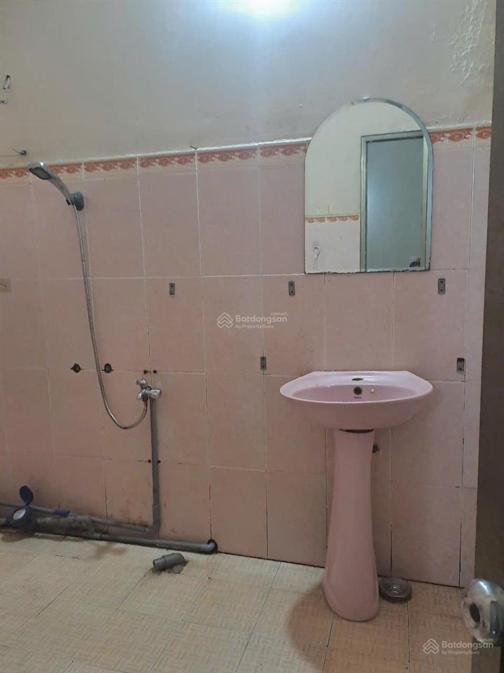 Cho thuê phòng trọ 1pn, 1wc giá ưu đãi 1,4 triệu, 20m2 tại 90/36a3 lê thị riêng, q12, hcm