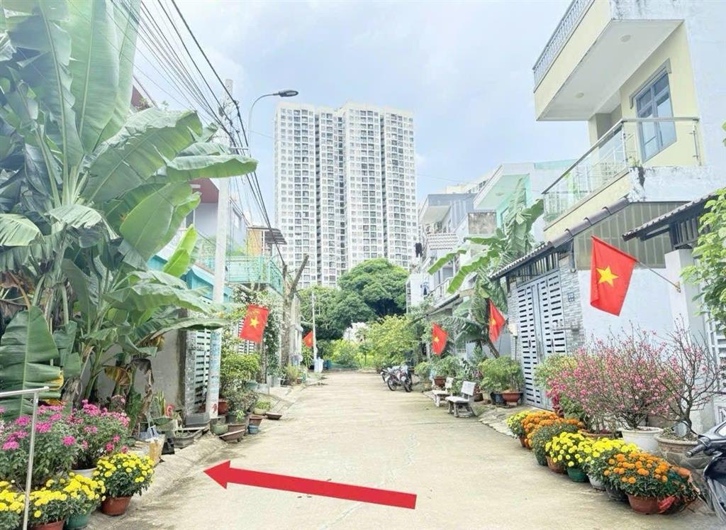 Bán lô đất 62.4m2 hẻm 545 nguyễn xiển giá tốt nhất khu vực