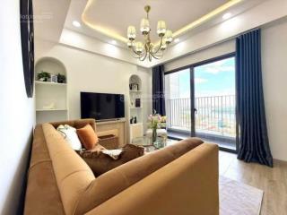 Mt phạm văn đồng ,ch 53m2 / 2 tỷ 12 vị trí vàng , sổ sẵn , view sân bay  thang máy, thuê 12 triệu