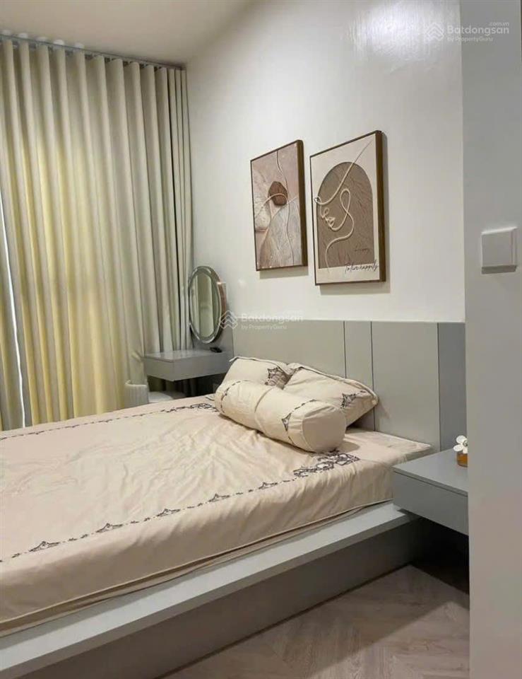 Gần chợ gò vấp ch 51m2 ở ngay,view sân bay ,nội thất thông minh âm tường  tiện lợi ,thuê 12 triệu