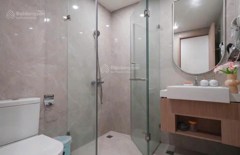Trung tâm hcm , 54m2 / 2 tỷ 17 , shr công chứng , view hồ bơi , tầng cao ,góp 10 năm lãi ưu đãi