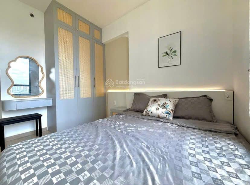 Trung tâm hcm , 54m2 / 2 tỷ 17 , shr công chứng , view hồ bơi , tầng cao ,góp 10 năm lãi ưu đãi