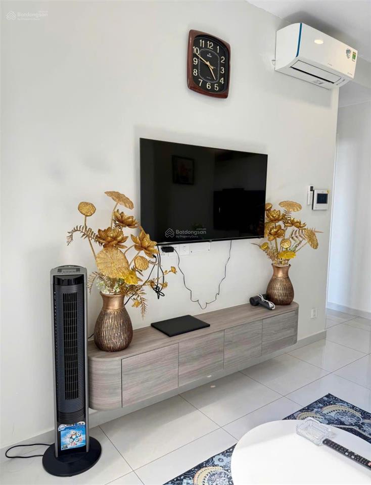 Thiện chí bớt 200 triệu lấy lộc, ch 51m2 (2 tỷ 3), sổ sang tên, view góc xinh, thuê 12 triệu