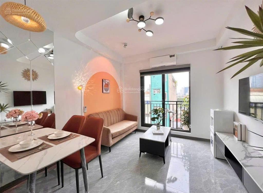 Tầng 8, 2pn  2wc, sổ sang tên, gần chợ gò vấp, tầng cao ngắm view góc cầu bến phà, thuê 13 triệu