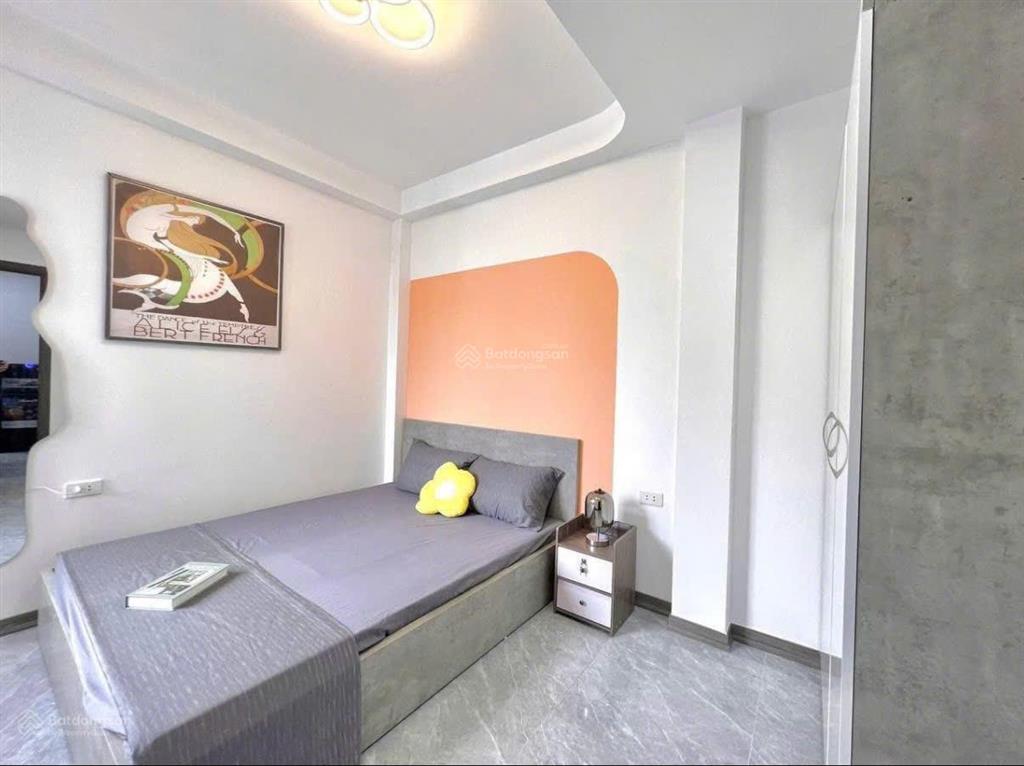 Tầng 8, 2pn  2wc, sổ sang tên, gần chợ gò vấp, tầng cao ngắm view góc cầu bến phà, thuê 13 triệu