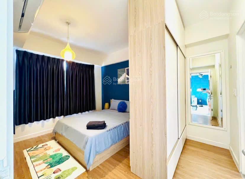 Emart phan văn trị, 2pn  2wc, sổ sang tên, vay 70%, giá chốt 2 tỷ 240, mua ở ngay, thư 0776 135 ***