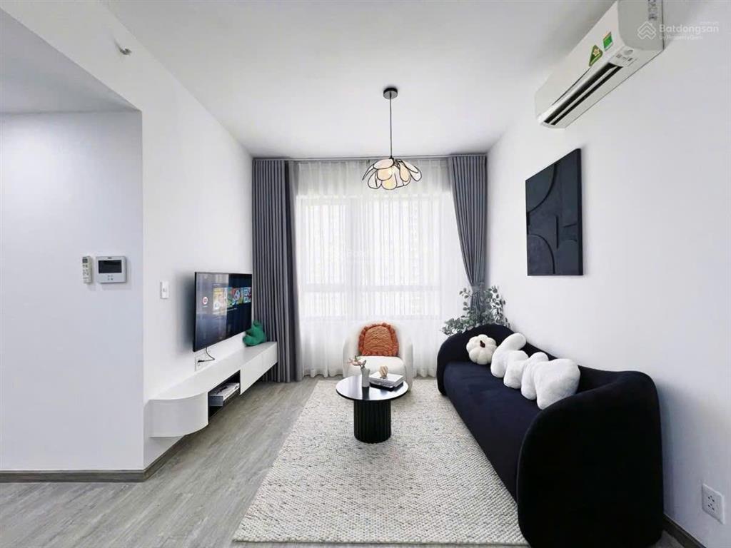 Chợ bà chiểu, ch, sổ hồng bao phí, thang máy, 55m2 view góc đẹp lung linh, dọn vali ở ngay