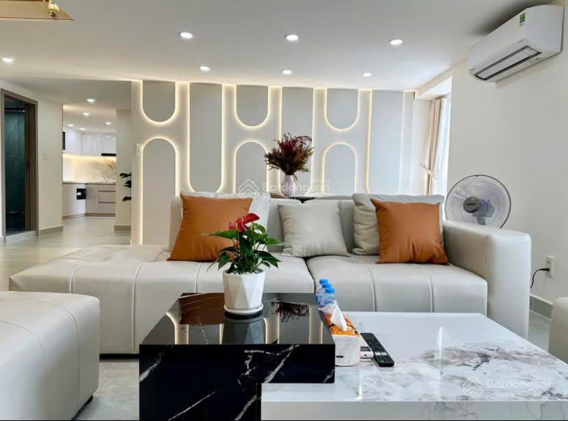Sổ tôi chịu phí, 2 tỷ (50m2), thang máy, vay 75%, chính chủ bán gấp, ở liền, thuê 13 triệu