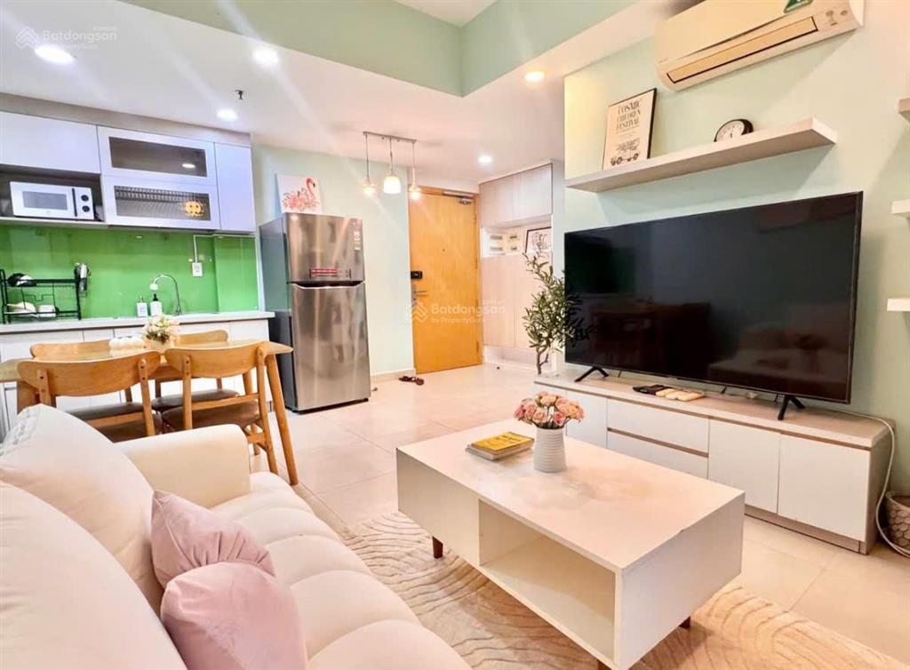 2 tỷ 3 chồng tiền bớt ít, sổ riêng sẵn, 2pn, 2wc tầng 8, vay 75% nhẹ nhàng, thuê 14 triệu,